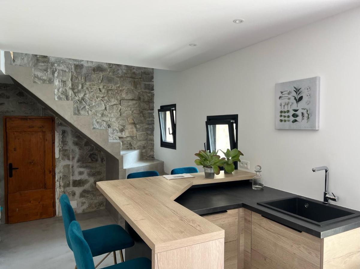 Vila Luxurious Family House With Pool In Ardeche. Les Vans Exteriér fotografie